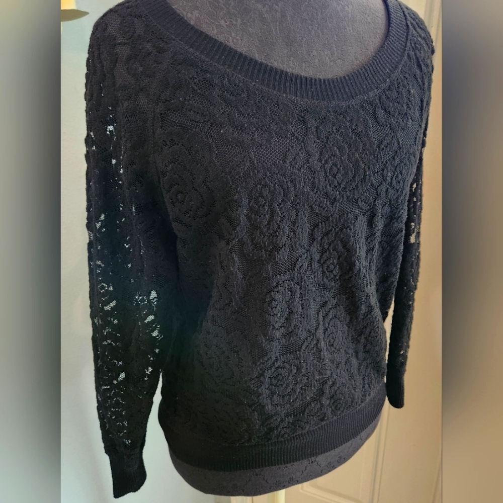 Black Lace long sleeve top